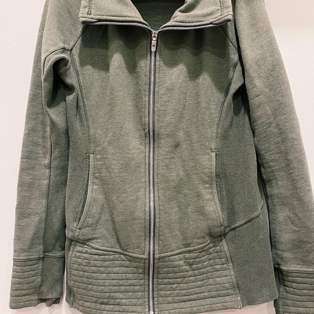 Lululemon scuba